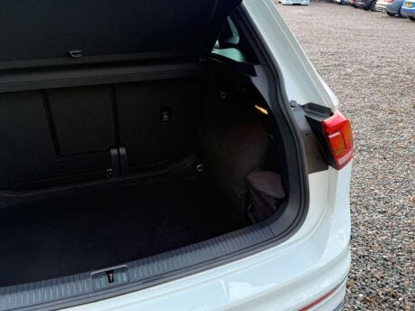 Volkswagen Tiguan 1.5 Tiguan R-Line TSi Semi-Auto 5dr 10