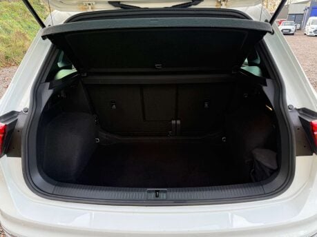 Volkswagen Tiguan 1.5 Tiguan R-Line TSi Semi-Auto 5dr 11