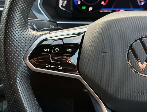 Volkswagen Tiguan 1.5 Tiguan R-Line TSi Semi-Auto 5dr 39