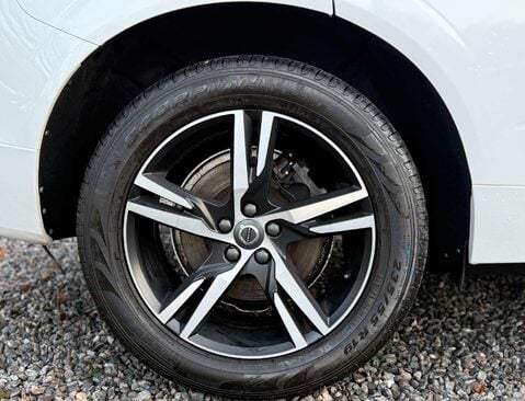 Volvo XC60 2.0 XC60 R-Design D4 AWD 4WD 5dr 10