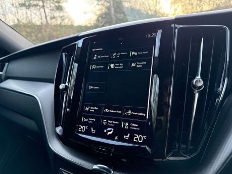 Volvo XC60 2.0 XC60 R-Design D4 AWD 4WD 5dr 22