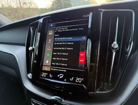 Volvo XC60 2.0 XC60 R-Design D4 AWD 4WD 5dr 18