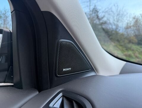 Ford Kuga 2.0 Kuga Vignale TDCi 4x4 Auto 4WD 5dr 18