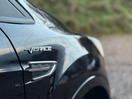 Ford Kuga 2.0 Kuga Vignale TDCi 4x4 Auto 4WD 5dr 10