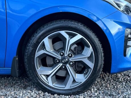 Kia Ceed 1.4 Ceed First Edition ISG 5dr 9