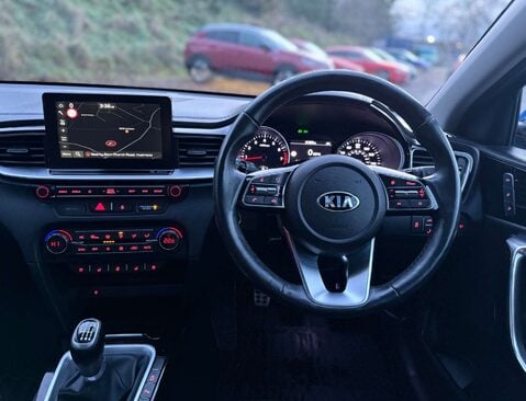 Kia Ceed 1.4 Ceed First Edition ISG 5dr 28