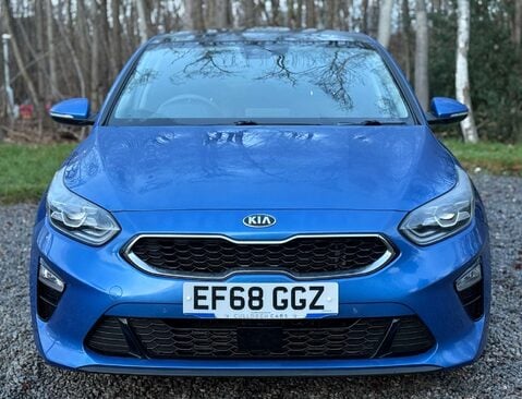 Kia Ceed 1.4 Ceed First Edition ISG 5dr 8