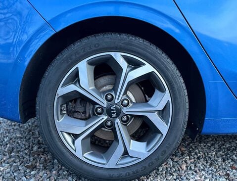 Kia Ceed 1.4 Ceed First Edition ISG 5dr 10
