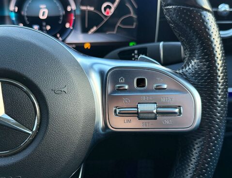 Mercedes-Benz E Class 2.0 E 220 AMG Line Night Edition Premium D Auto 5dr 22