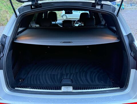 Mercedes-Benz E Class 2.0 E 220 AMG Line Night Edition Premium D Auto 5dr 51