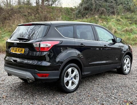 Ford Kuga 2.0 Kuga Titanium TDCI 4x4 Auto 4WD 5dr 3