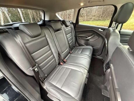 Ford Kuga 2.0 Kuga Titanium TDCI 4x4 Auto 4WD 5dr 18