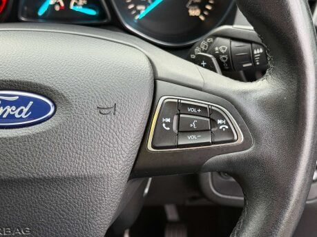 Ford Kuga 2.0 Kuga Titanium TDCI 4x4 Auto 4WD 5dr 47