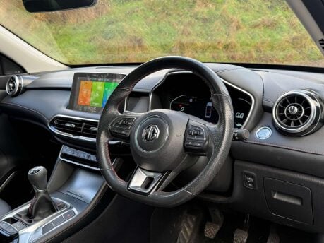 MG HS 1.5 MG HS Exclusive 5dr 12