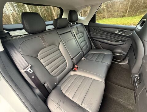 MG HS 1.5 MG HS Exclusive 5dr 11