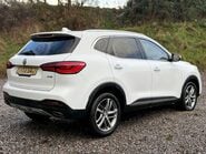 MG HS 1.5 MG HS Exclusive 5dr 4