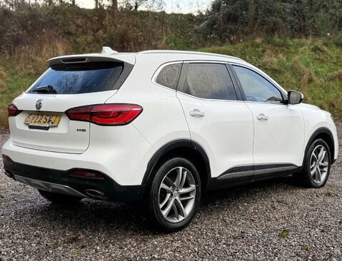 MG HS 1.5 MG HS Exclusive 5dr 4