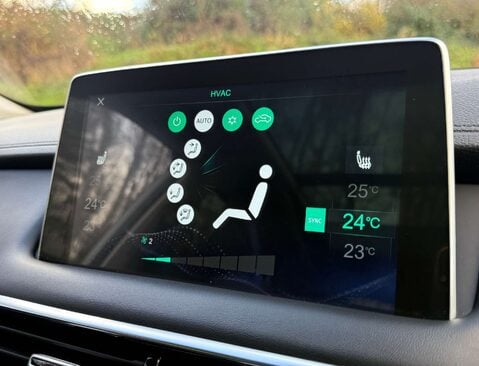 MG HS 1.5 MG HS Exclusive 5dr 17