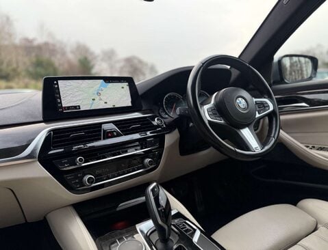 BMW 5 Series 3.0 530D xDrive M Sport Auto 4WD 4dr 28