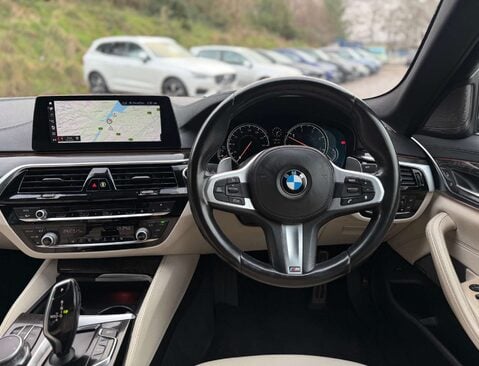 BMW 5 Series 3.0 530D xDrive M Sport Auto 4WD 4dr 33