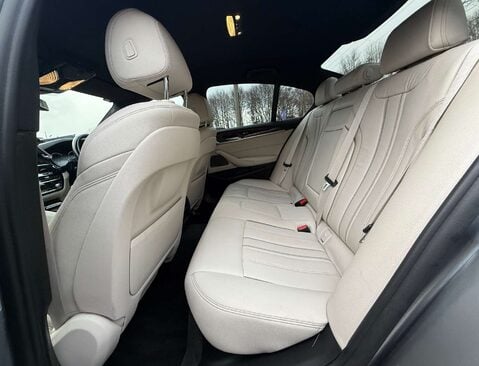 BMW 5 Series 3.0 530D xDrive M Sport Auto 4WD 4dr 20