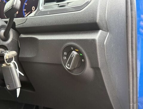 Volkswagen T-Roc 1.5 T-Roc R-Line TSi Evo 5dr 15