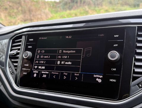 Volkswagen T-Roc 1.5 T-Roc R-Line TSi Evo 5dr 19