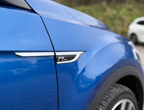 Volkswagen T-Roc 1.5 T-Roc R-Line TSi Evo 5dr 12