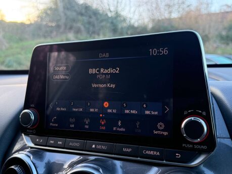 Nissan Juke 1.0 Juke Tekna DiG-T 5dr 33