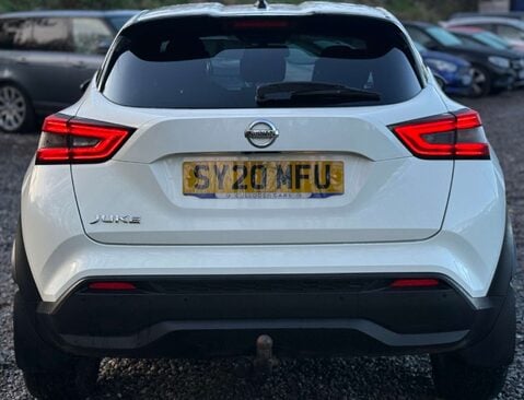 Nissan Juke 1.0 Juke Tekna DiG-T 5dr 4