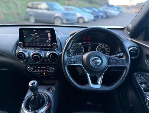 Nissan Juke 1.0 Juke Tekna DiG-T 5dr 28