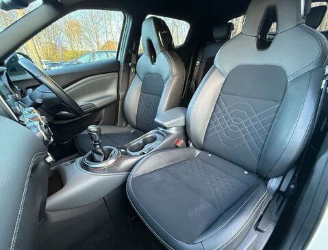 Nissan Juke 1.0 Juke Tekna DiG-T 5dr 22