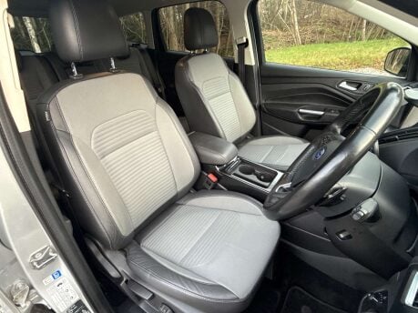 Ford Kuga 2.0 Kuga Titanium TDCI 4x4 Auto 4WD 5dr 29