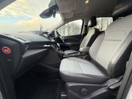 Ford Kuga 2.0 Kuga Titanium TDCI 4x4 Auto 4WD 5dr 25