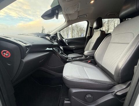 Ford Kuga 2.0 Kuga Titanium TDCI 4x4 Auto 4WD 5dr 25