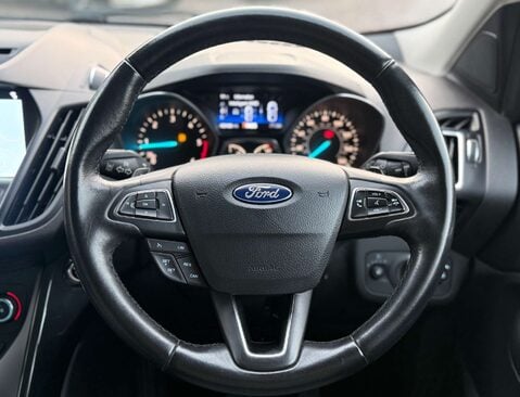 Ford Kuga 2.0 Kuga Titanium TDCI 4x4 Auto 4WD 5dr 33