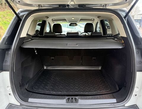 Ford Kuga 2.0 Kuga Titanium TDCI 4x4 Auto 4WD 5dr 14