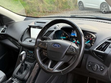 Ford Kuga 2.0 Kuga Titanium TDCI 4x4 Auto 4WD 5dr 31