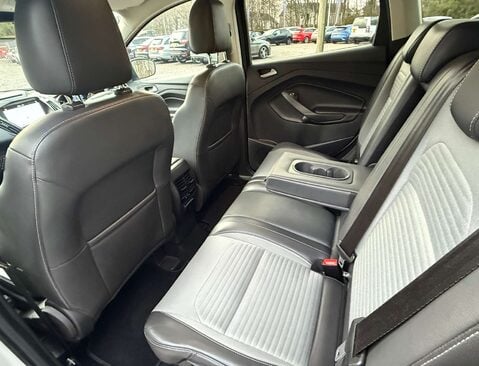 Ford Kuga 2.0 Kuga Titanium TDCI 4x4 Auto 4WD 5dr 23