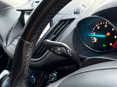 Ford Kuga 2.0 Kuga Titanium TDCI 4x4 Auto 4WD 5dr 44