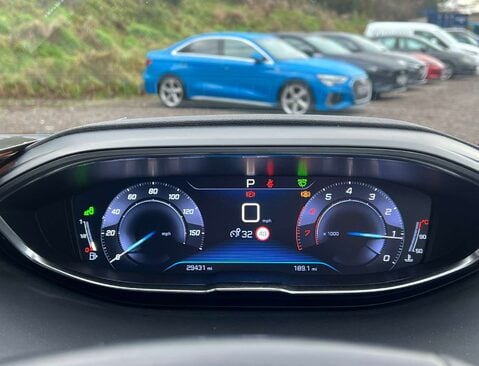 Peugeot 3008 1.2 3008 Allure PureTech S/S Auto 5dr 14