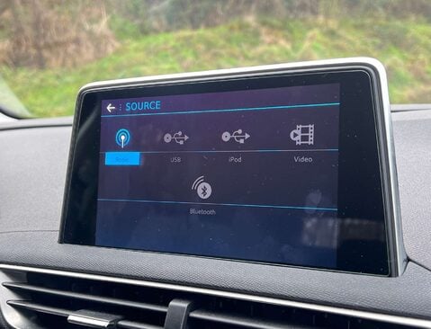 Peugeot 3008 1.2 3008 Allure PureTech S/S Auto 5dr 16