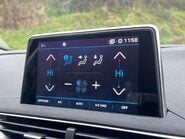 Peugeot 3008 1.2 3008 Allure PureTech S/S Auto 5dr 17