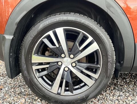 Peugeot 3008 1.2 3008 Allure PureTech S/S Auto 5dr 9