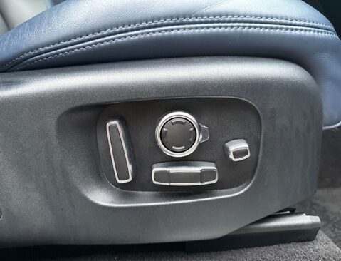 Land Rover Range Rover Sport 2.0 Range Rover Sport Autobiography Dynamic P400e Auto 4WD 5dr 35