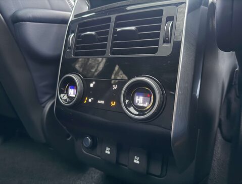 Land Rover Range Rover Sport 2.0 Range Rover Sport Autobiography Dynamic P400e Auto 4WD 5dr 26