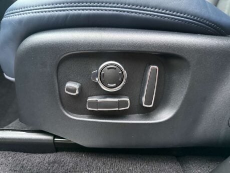 Land Rover Range Rover Sport 2.0 Range Rover Sport Autobiography Dynamic P400e Auto 4WD 5dr 30