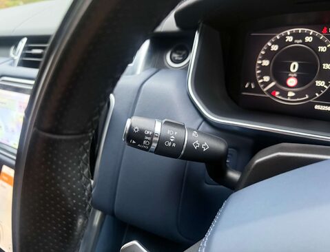 Land Rover Range Rover Sport 2.0 Range Rover Sport Autobiography Dynamic P400e Auto 4WD 5dr 57