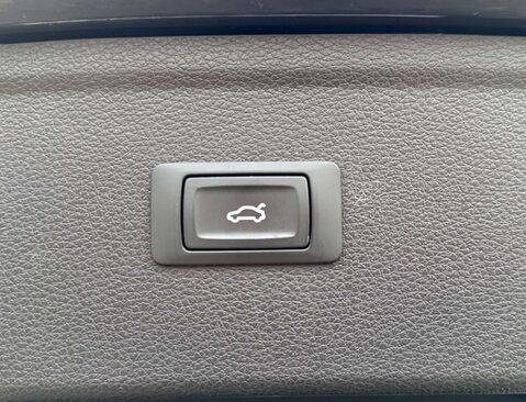 Audi Q5 3.0 Q5 S Line TDI Quattro Auto 4WD 5dr 17