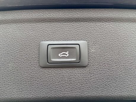 Audi Q5 3.0 Q5 S Line TDI Quattro Auto 4WD 5dr 17